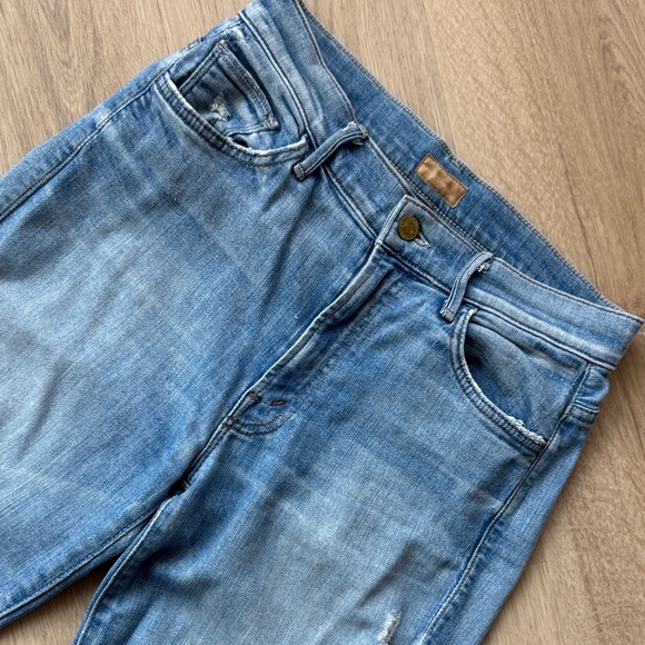 MOTHER Classic Blue Cropped Jeans - Picture 1 of 6